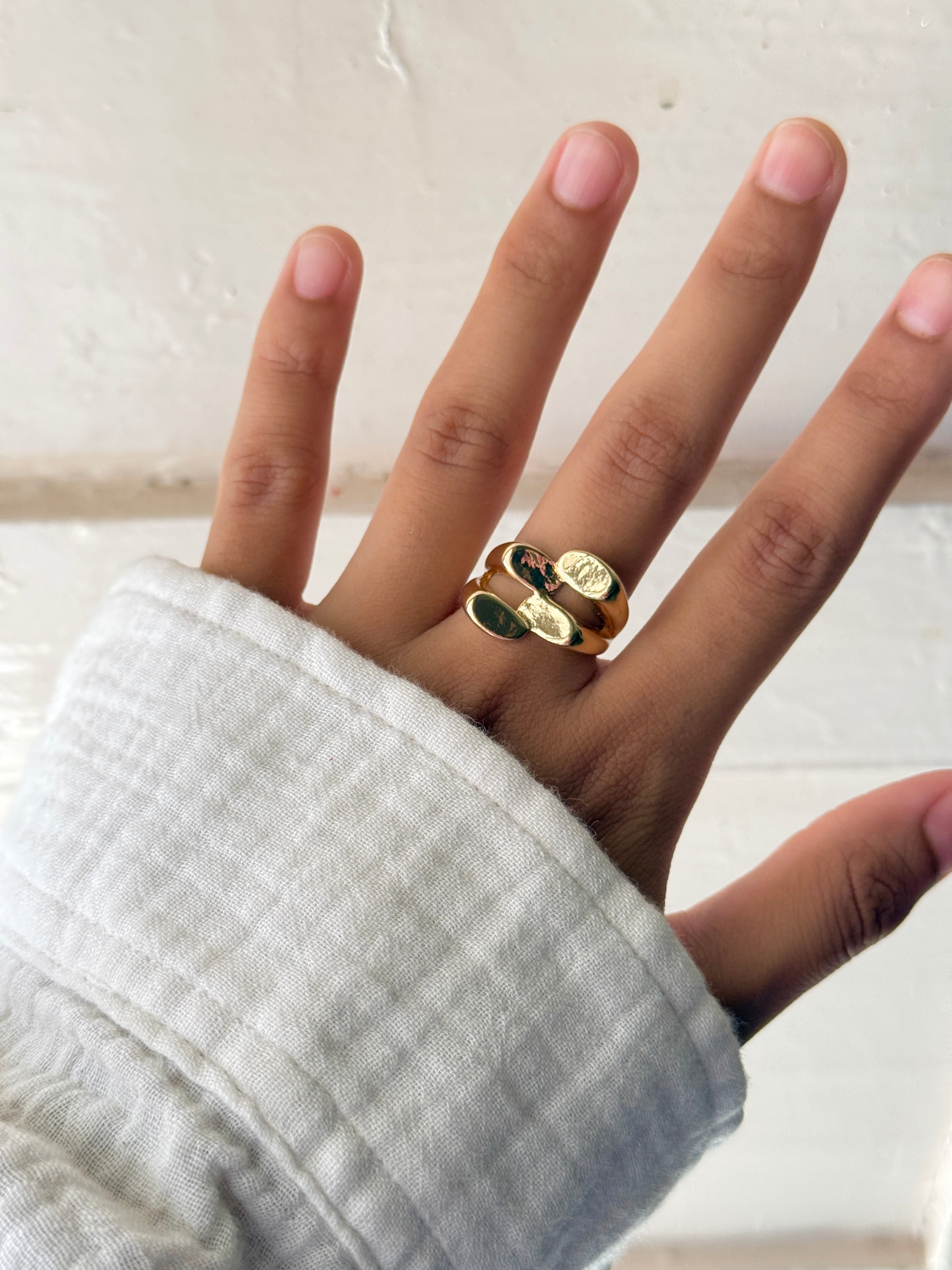Soleil Pebble Ring