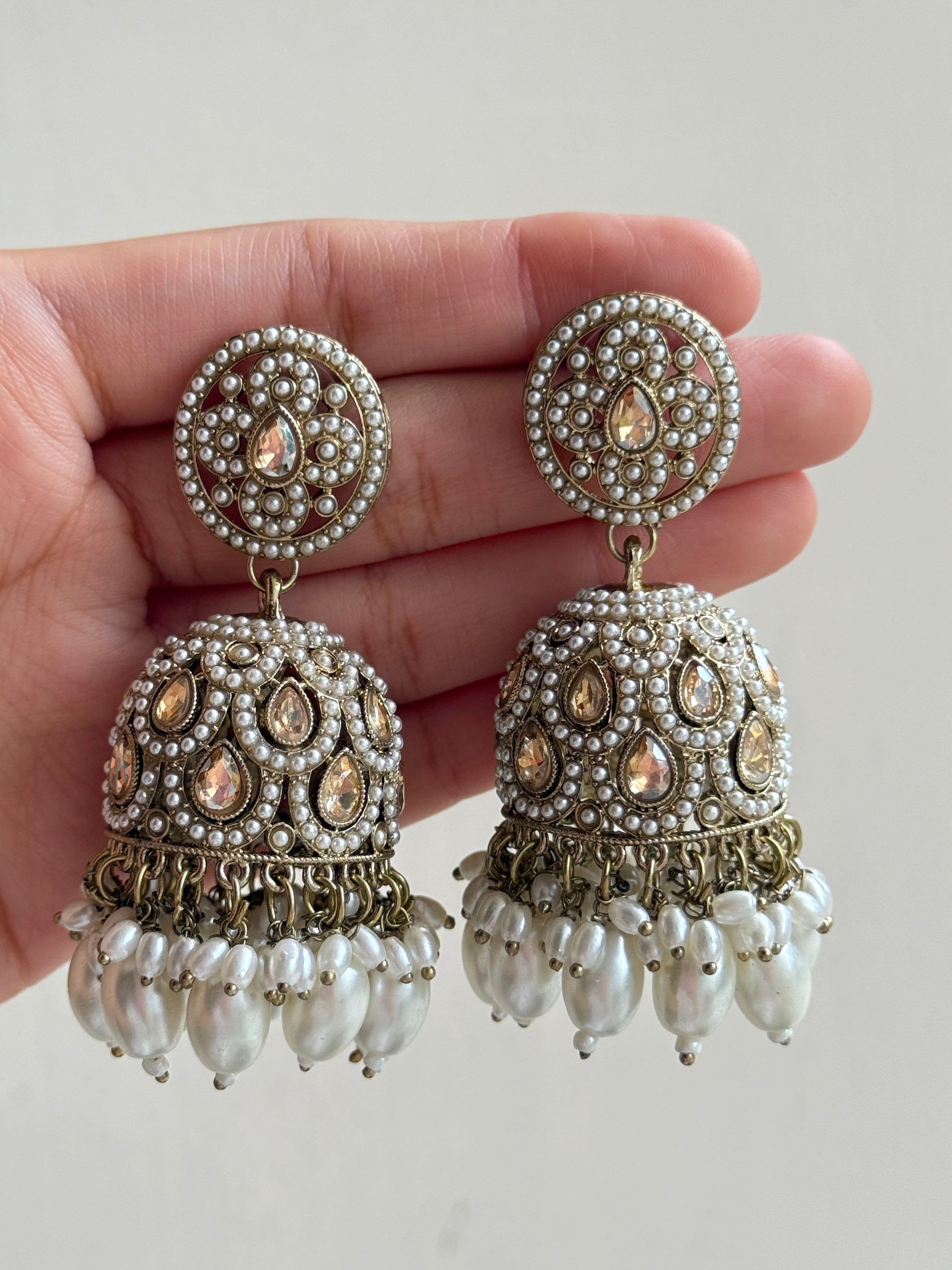 Rajwada Jhumkas