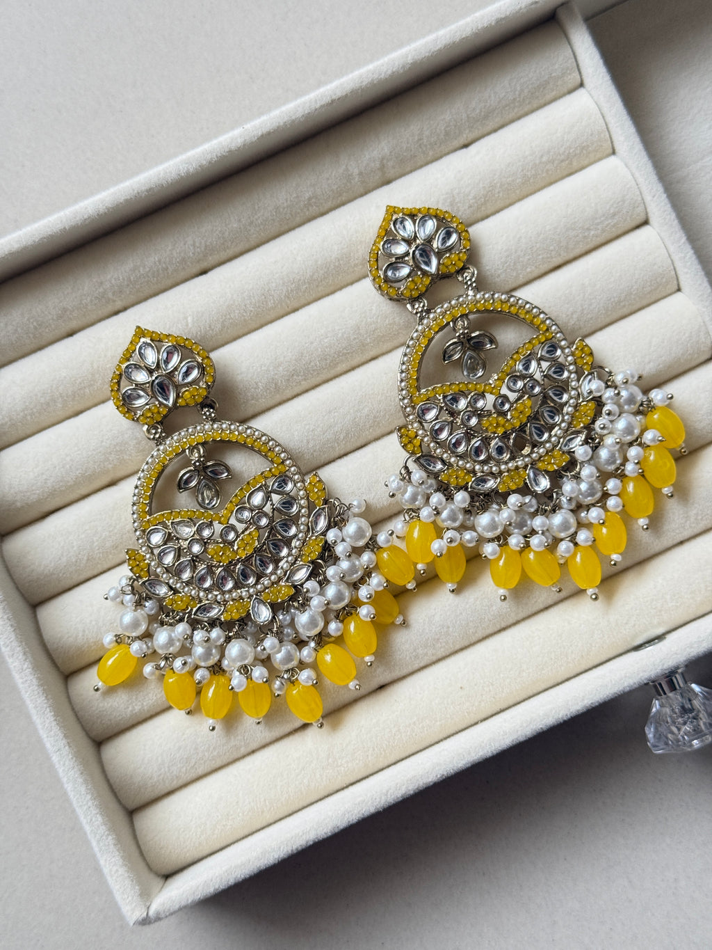 Riwaayat Kundan Jhumkas