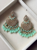 Mehreen Jhumkas