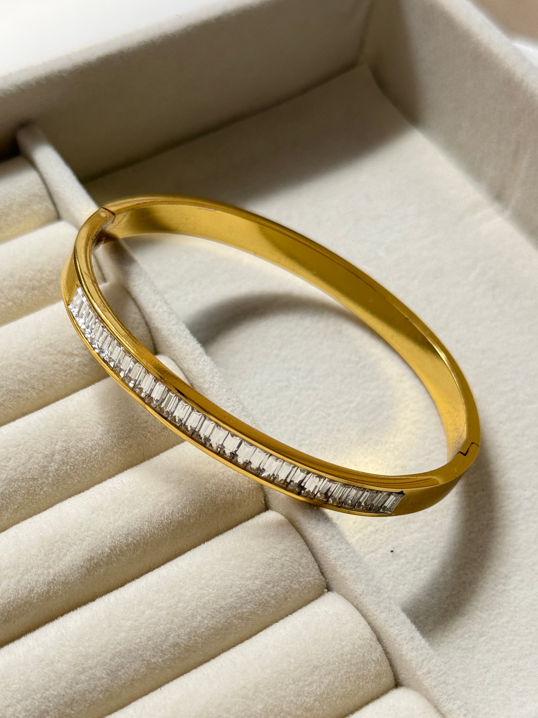 Baguette Luxe Bangle