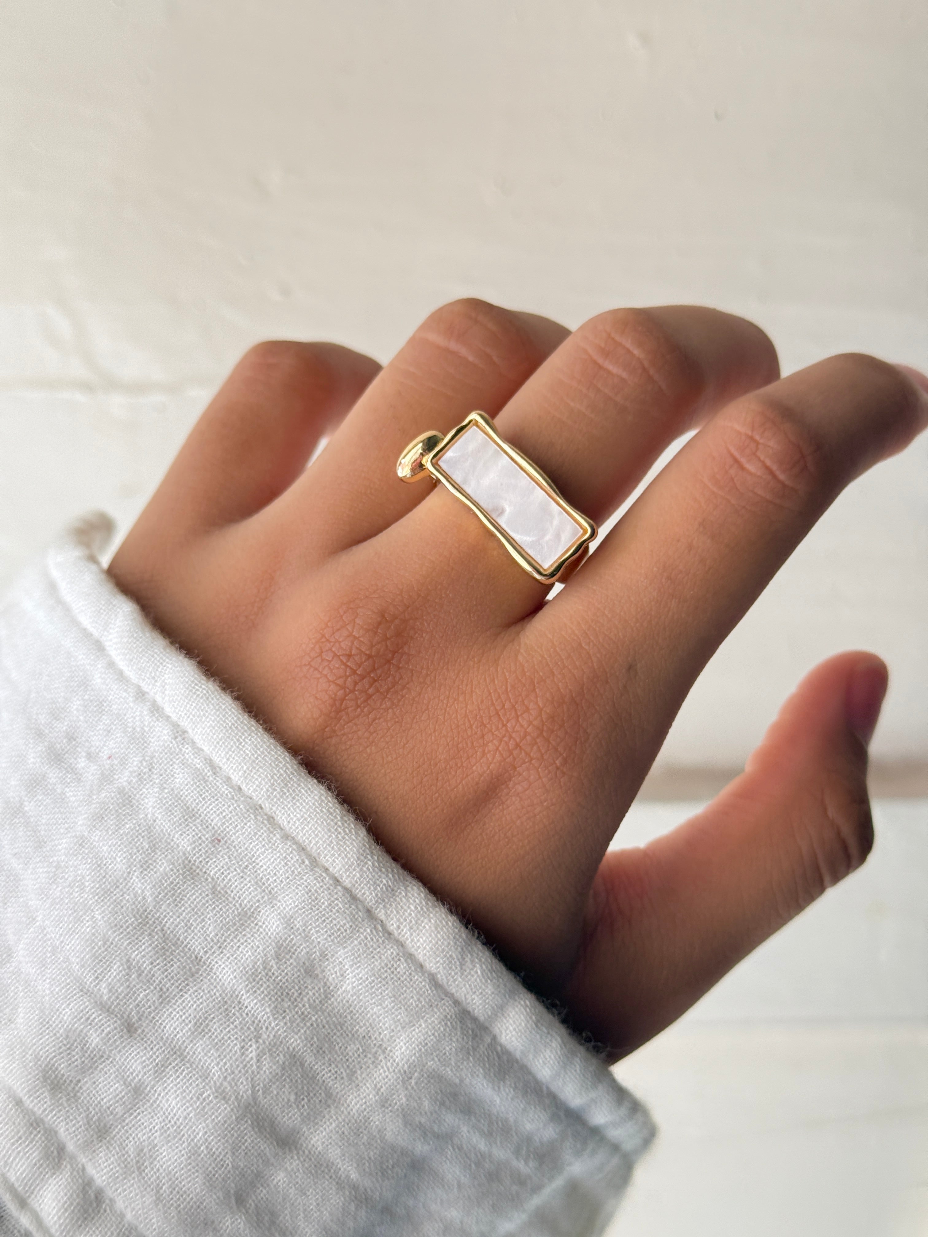 Celeste Pearl Bar Ring