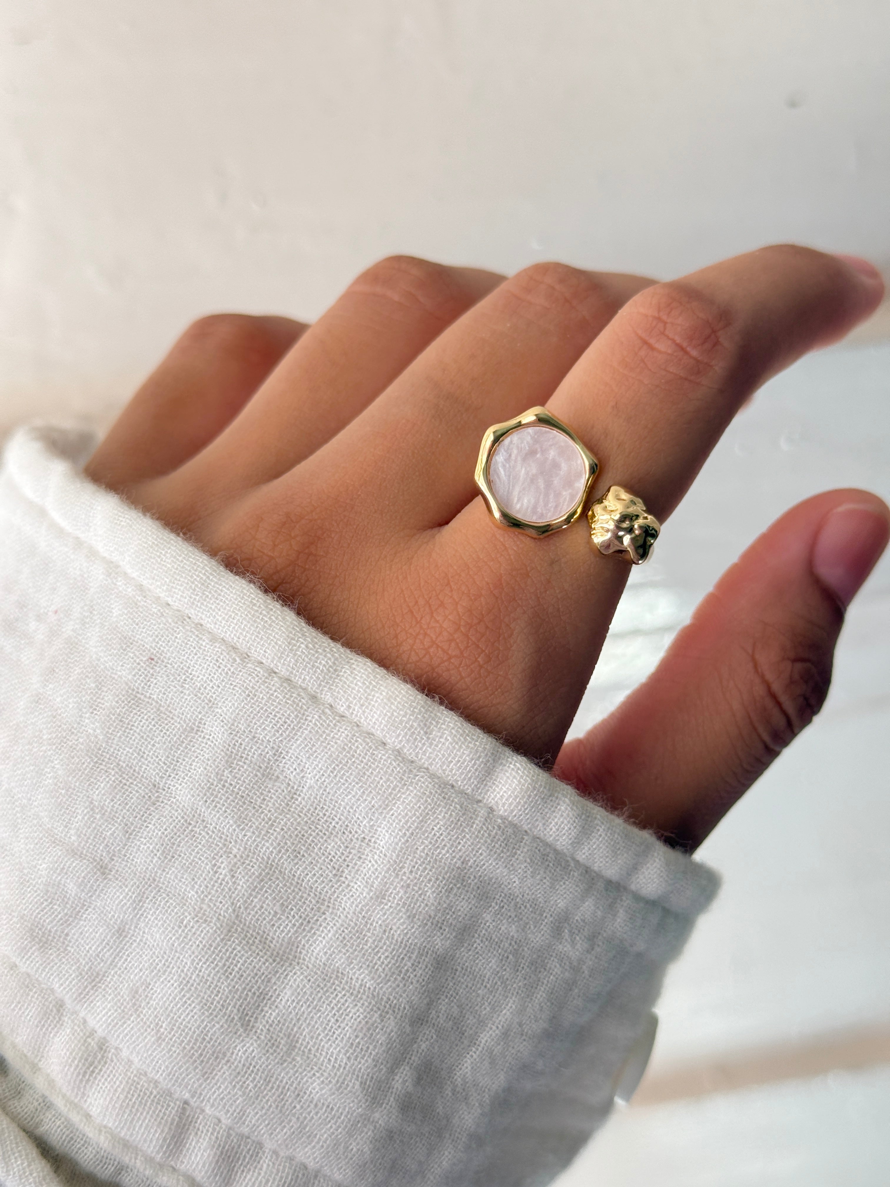 White Shell Ring