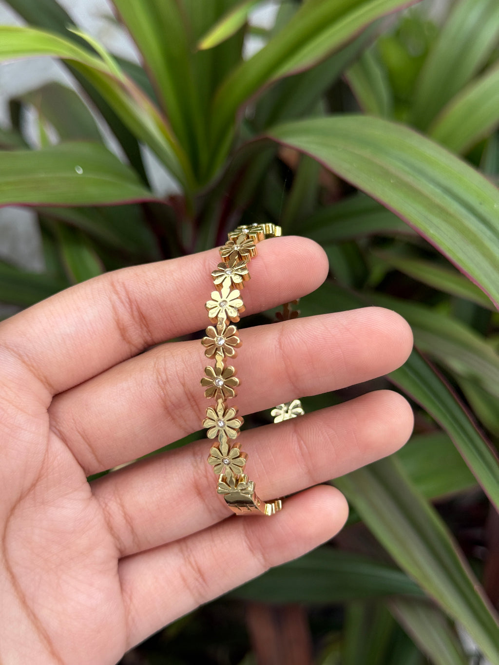 Golden Floréa Bangle