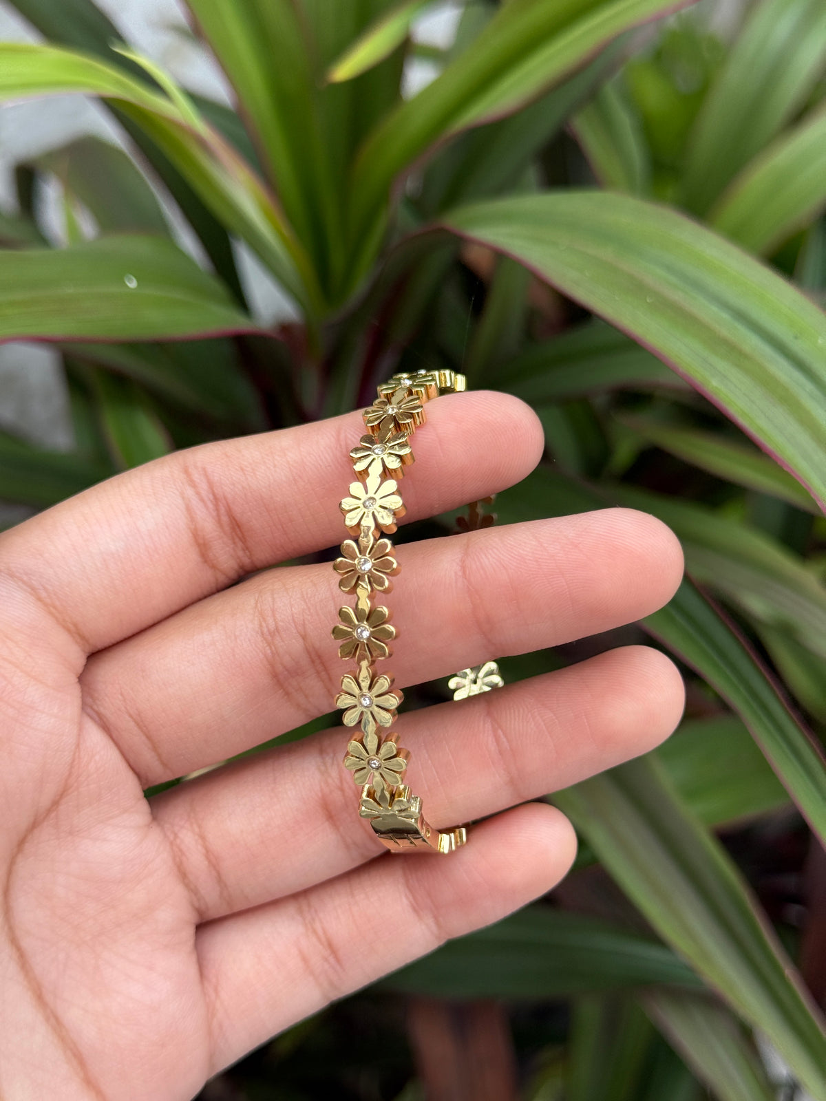 Golden Floréa Bangle