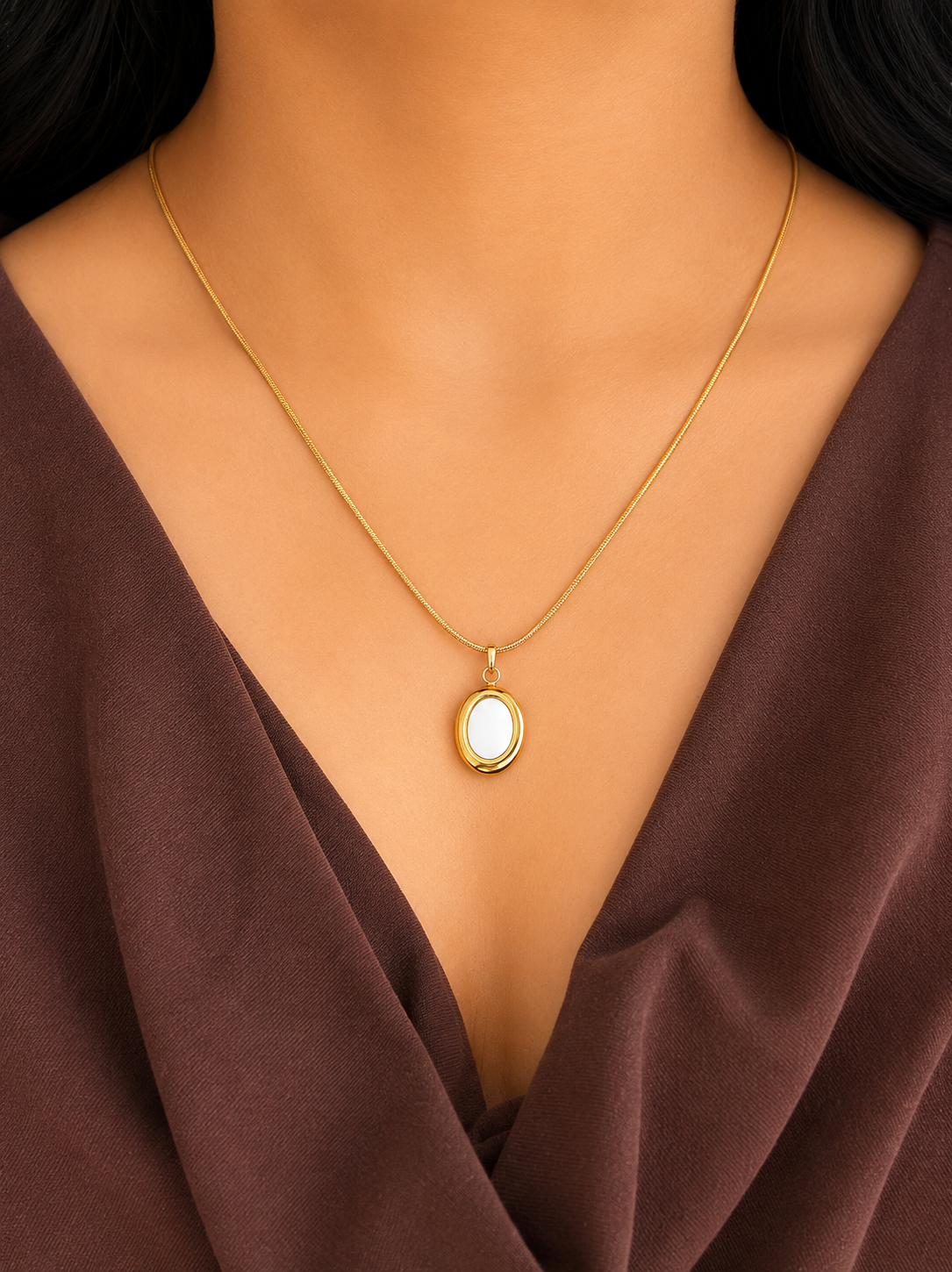 Pearl Oval Necklace